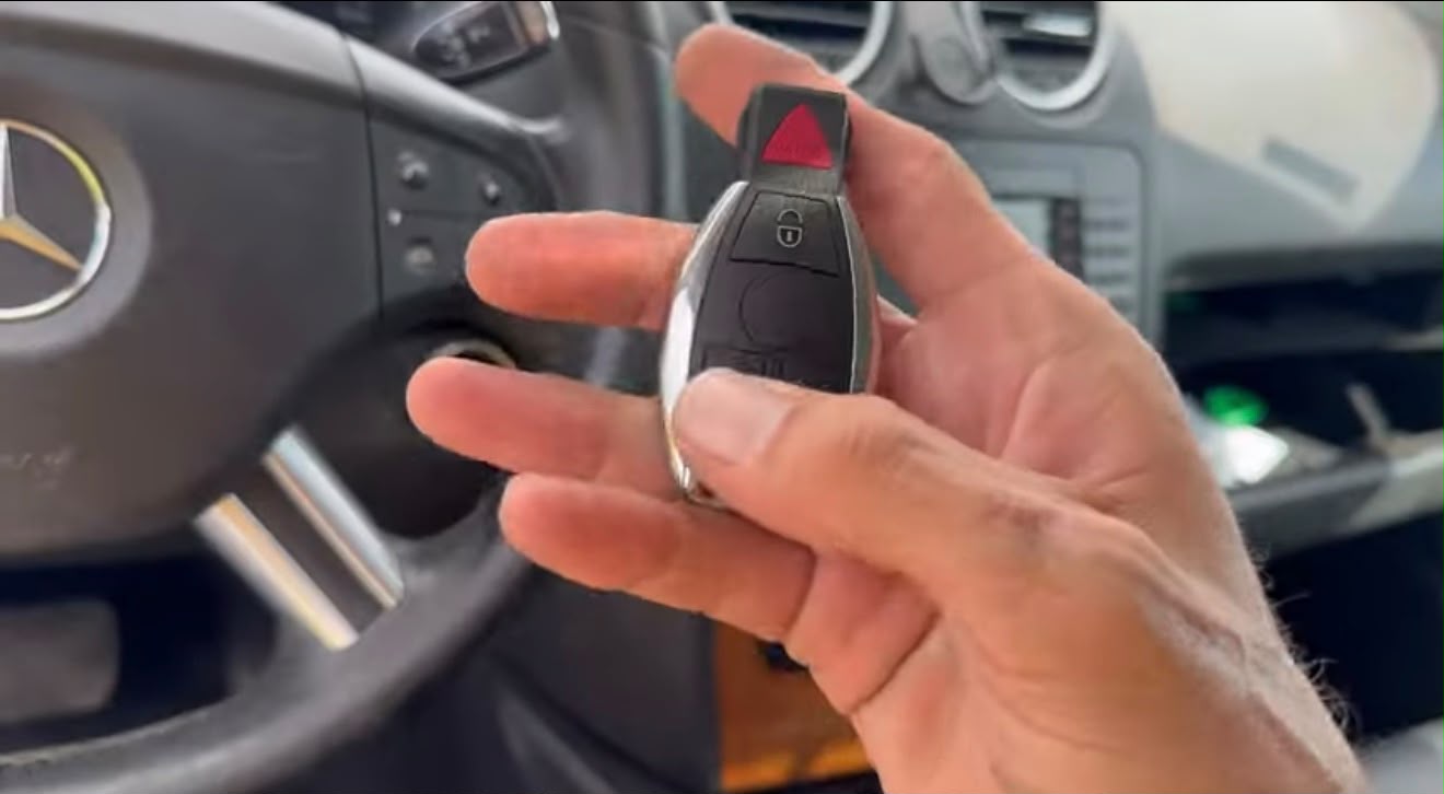 Mercedes SmartKey Key Fob In-Car Test